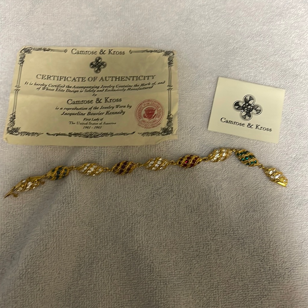Beautiful Authentic Camrose Kross Bracelet 90$